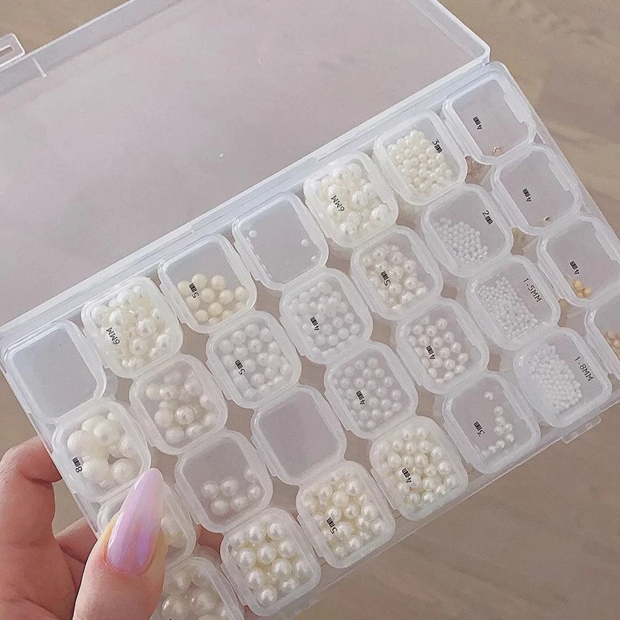 现货日式美甲店用高品质饰品透明收纳分类盒28格店里饰品都可以放