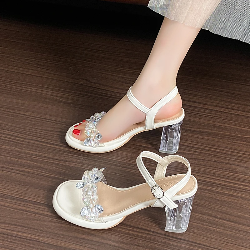 夏季时装露趾粗跟凉鞋女士百搭一字带水钻中跟厚底软皮软底高跟鞋