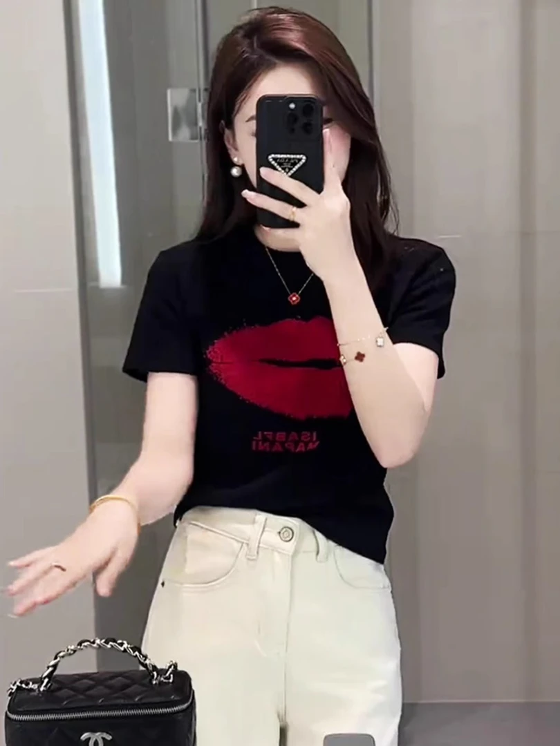 韩式红唇印花黑色短袖T恤女2024夏季新款修身显瘦百搭轻熟风上衣