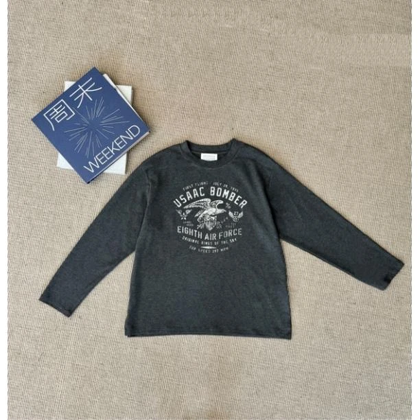 HUMSUN/禾木笙 复古涂鸦印花设计感侧开叉宽松磨毛长袖T恤 24E148