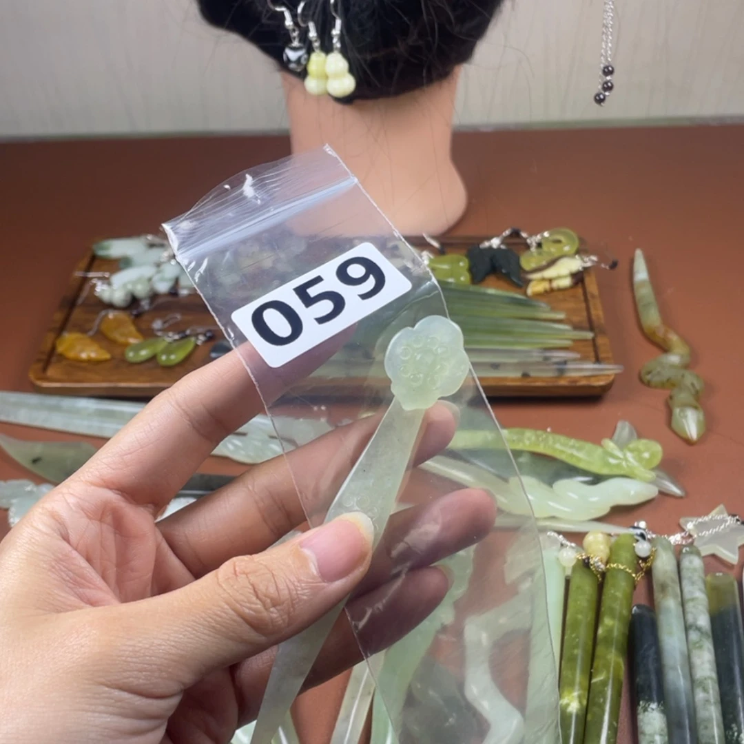 【闪购商品】蛇纹石玉发饰合金想*