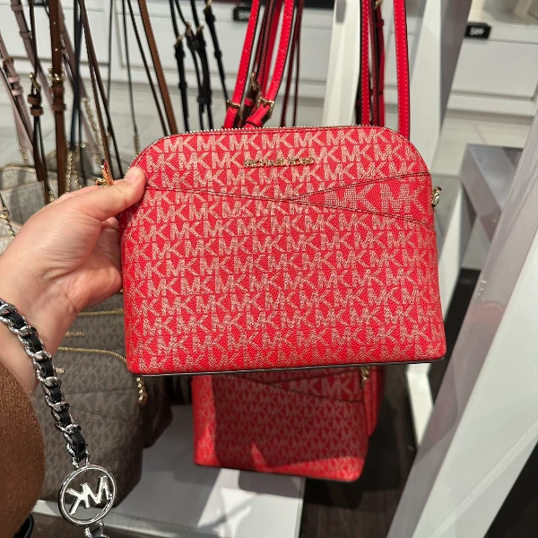 MICHAEL KORS/迈克高仕MK JET SET TRAVEL 贝壳斜挎红色21×17×9cm