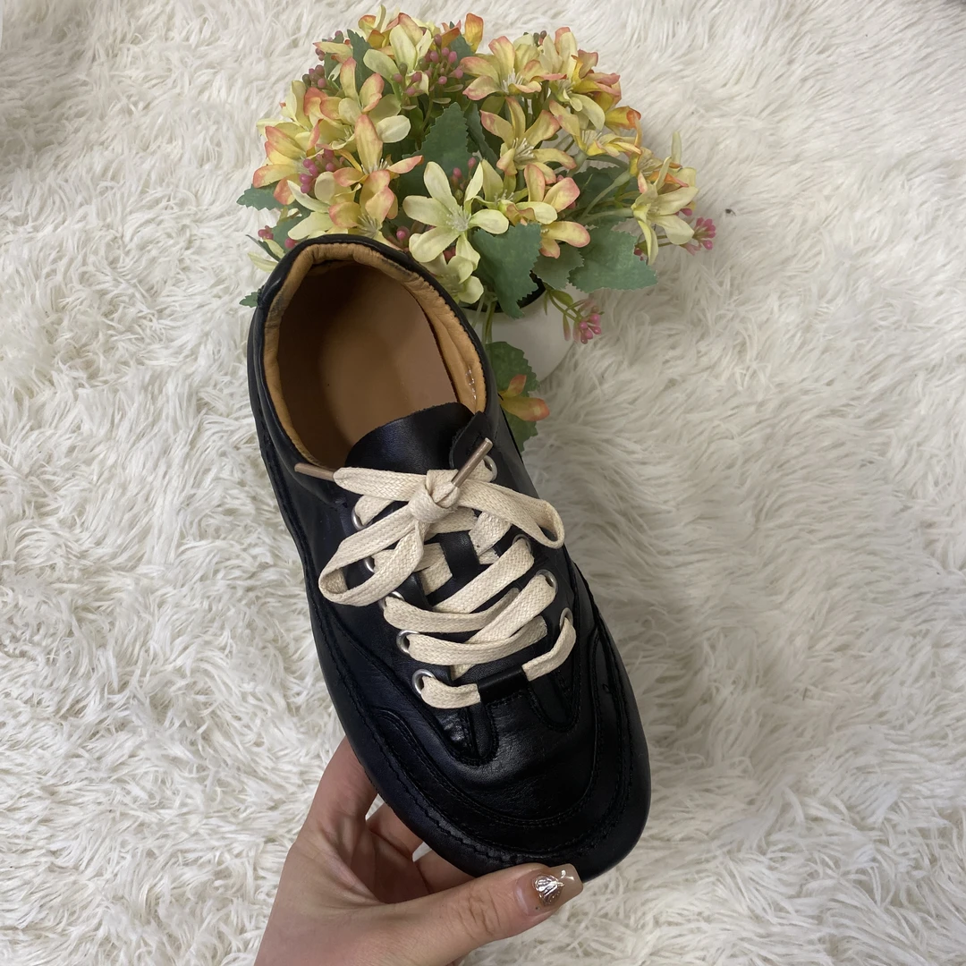 2365黑色厚底系带圆头休闲单鞋