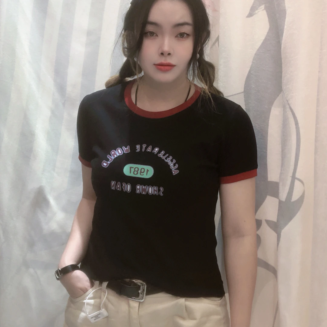 731上衣2024秋圆领短袖时尚百搭显瘦减龄潮女T