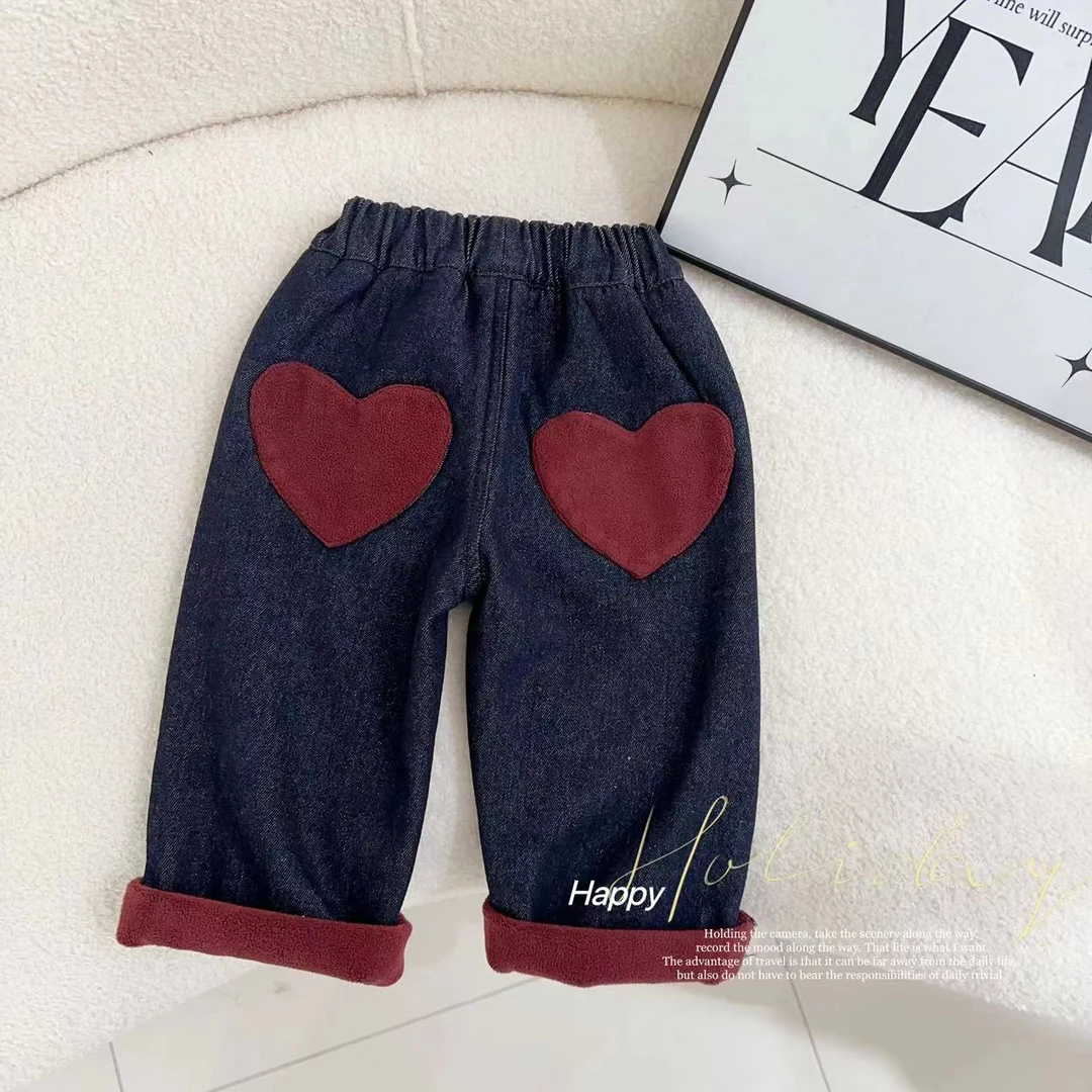 汤圆家童装2024冬季上新韩系原色爱心口袋百搭牛仔裤 YA-626