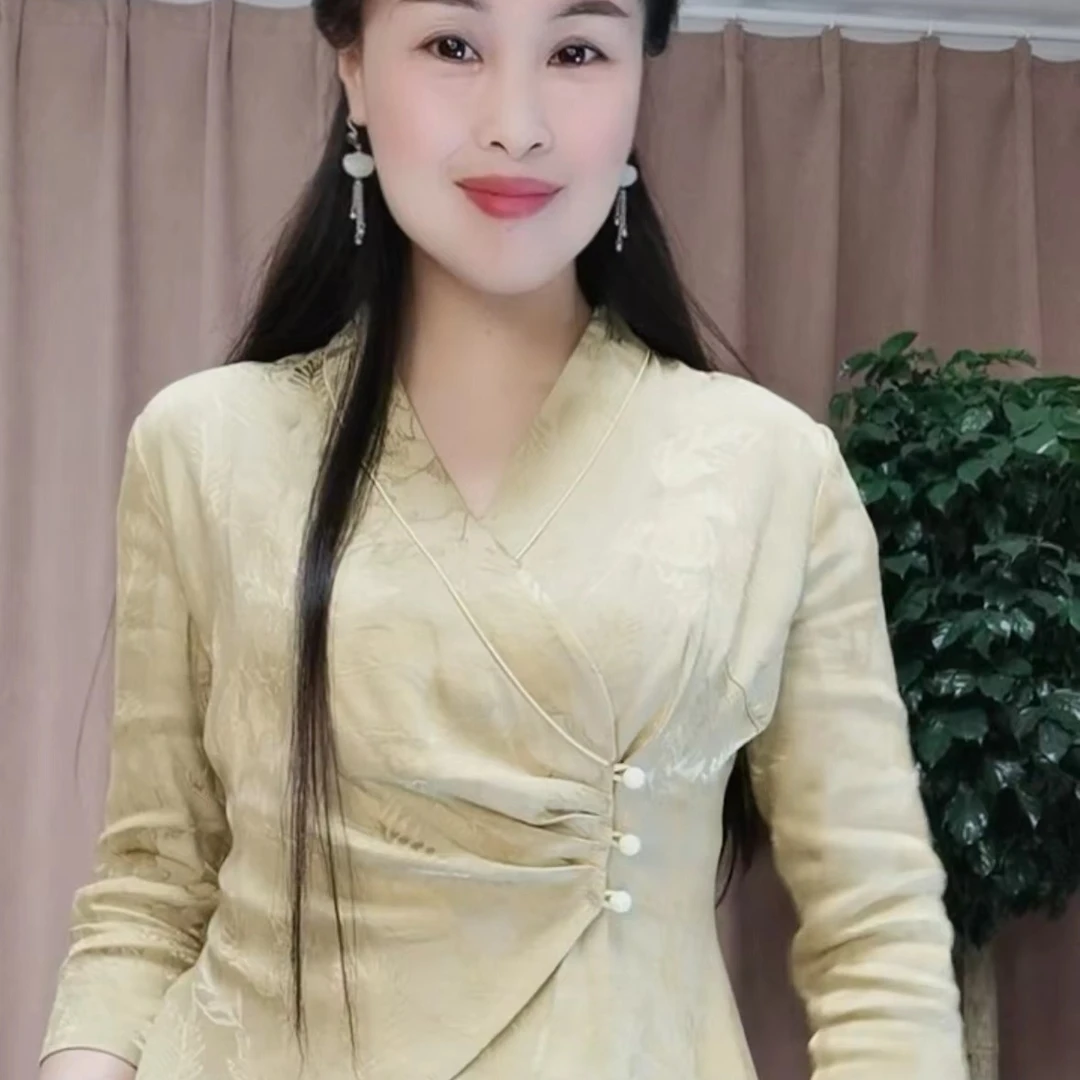 056A修身三粒扣小上衣初见服饰