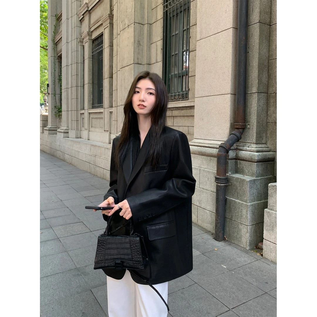【工厂直销】黑色pu皮衣西装外套女2025秋冬新款宽松气质高级感垫肩