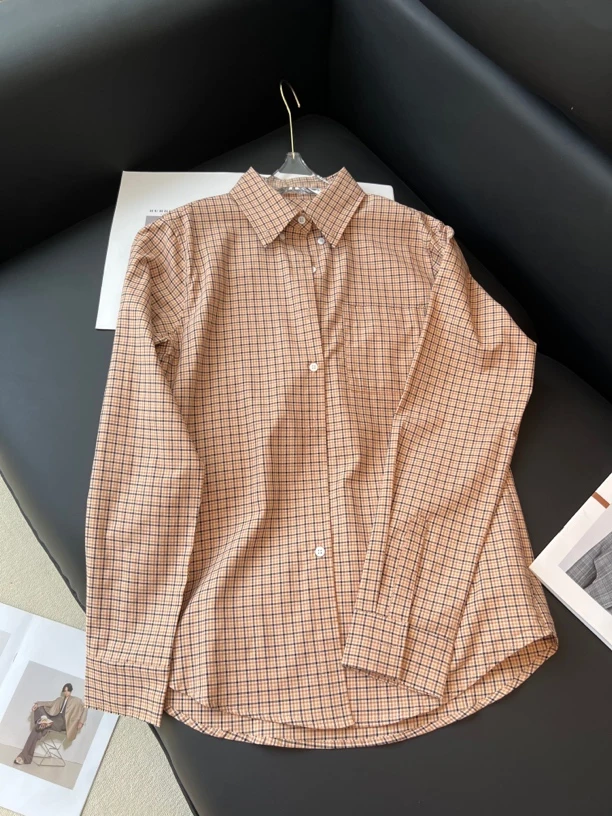 卡其格子长袖衬衣秋季