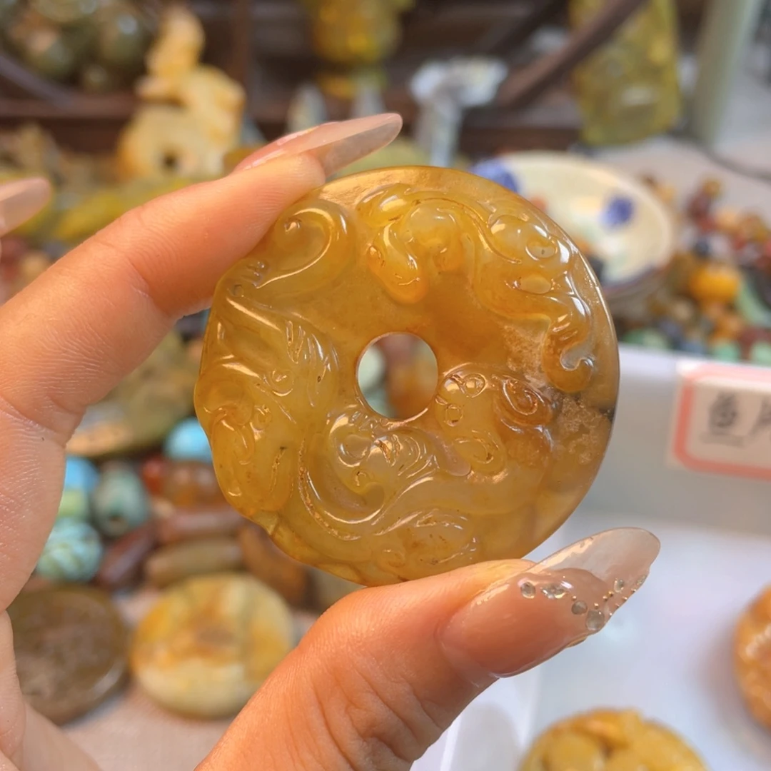 和田玉（糖玉）颈饰未镶嵌195