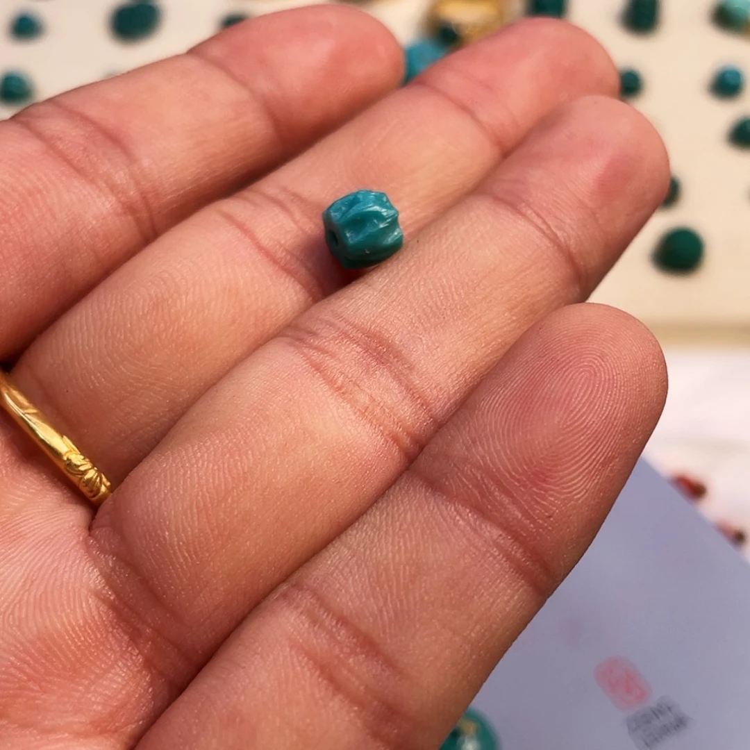 【闪购商品】绿松石颈饰未镶嵌