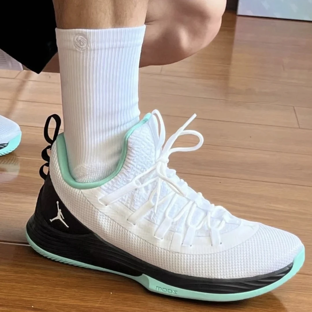 【断码清货】Nike/耐克Jordan Ultra Fly 2Low男款篮球鞋AH8110-114