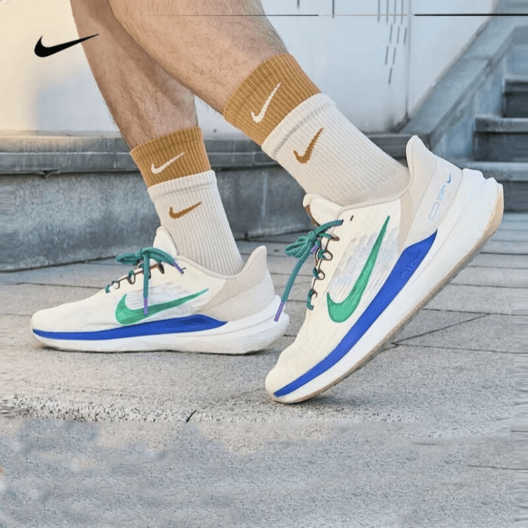 【断码清货】Nike/耐克Zoom Winflo 9 PRM男款低帮跑步鞋DV8997-100