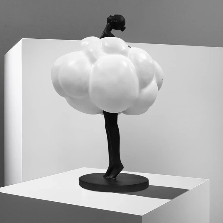 现代简约轻奢树脂云朵人物摆件卧室客厅样板房玄关电视柜家居装饰