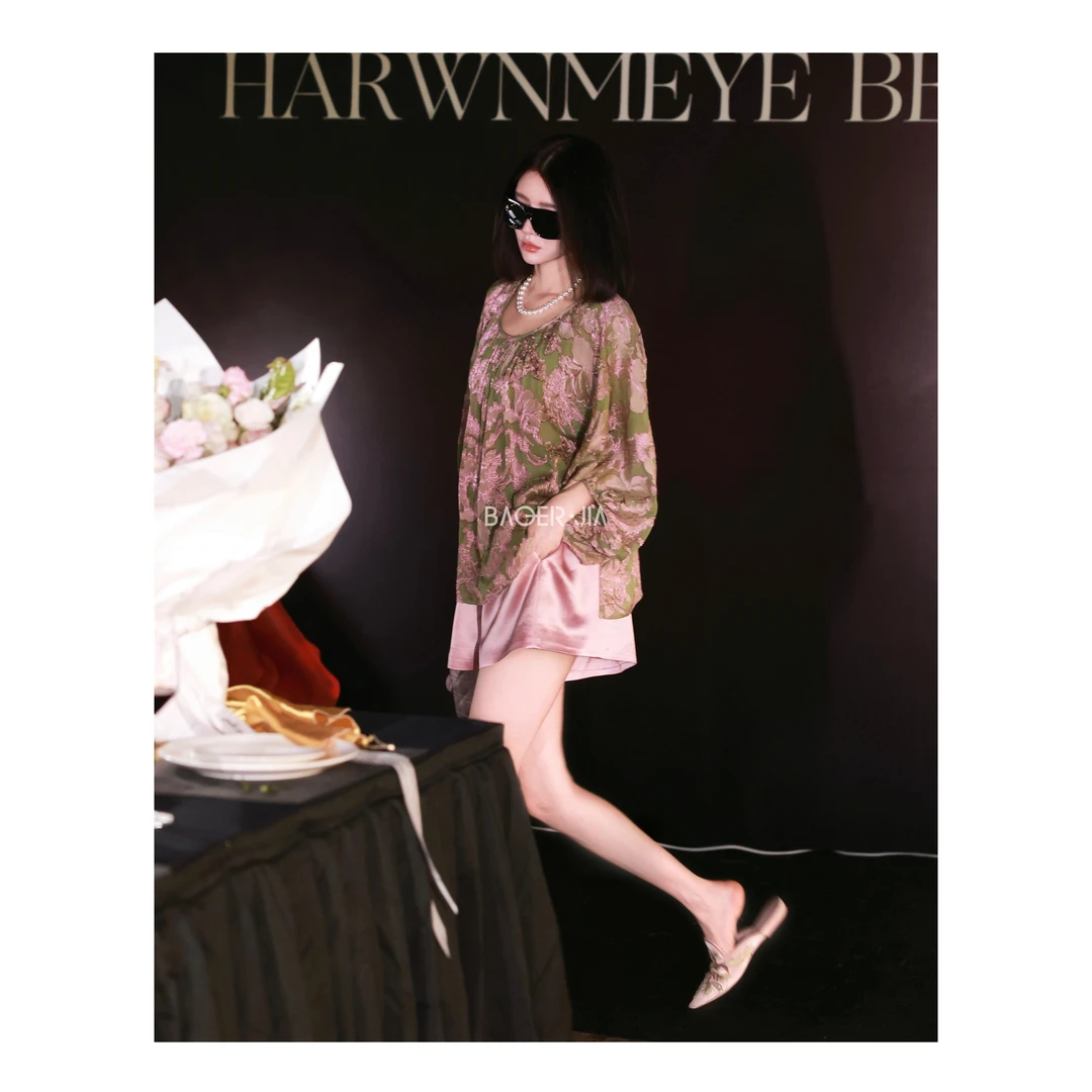 6-宝儿家BK40224205夏季穿搭新款国潮风真丝撞色印花优雅衬衫