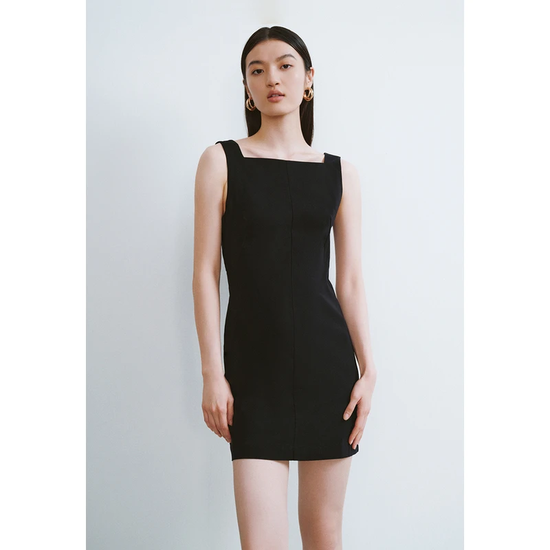 UR女装时尚法式气质后腰镂空连衣裙UWG740204