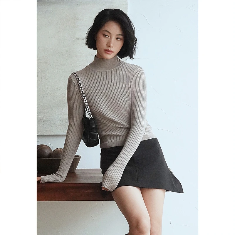 UR秋冬新款女时尚休闲简约百搭日常基础小小织针织衫UWB930002