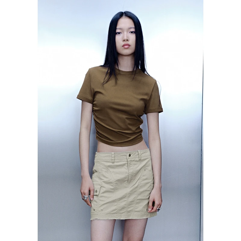 UR春季新款女装休闲简约百搭褶皱修身圆领短袖T恤UWV440099