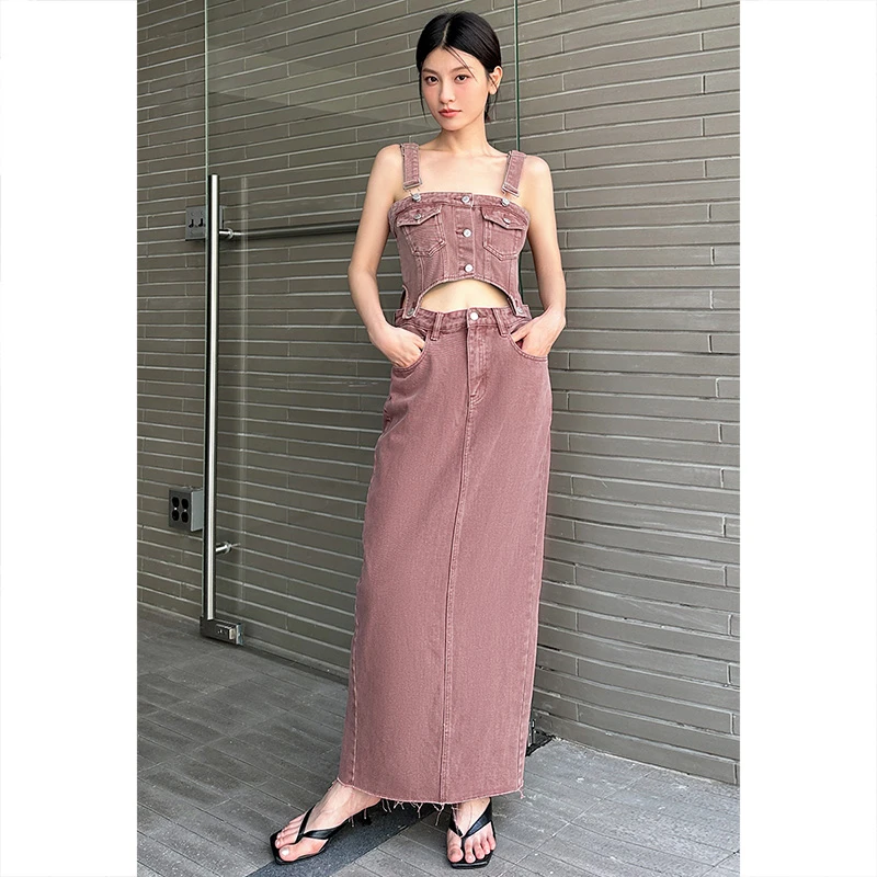 UR新款女装废土风解构两穿开衩修身宝藏背带裙UWL832205