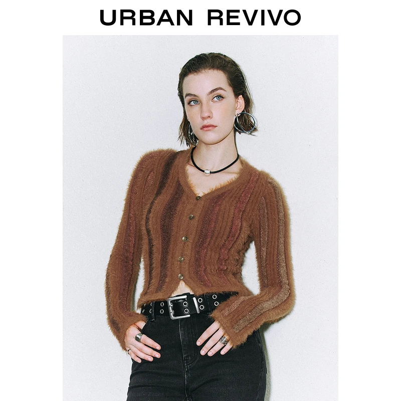 UR2024冬季新款女装辣妹风镂空毛须V领修身针织衫UYV940029