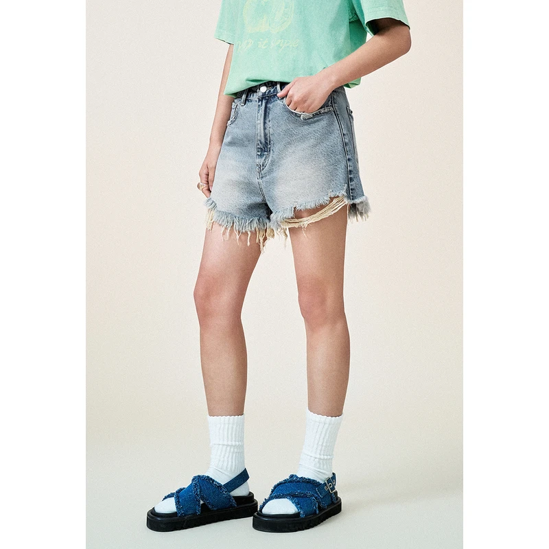 UR女装休闲街头风流苏须边牛仔短裤UWL840147
