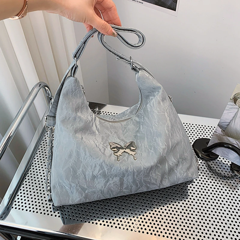 新款潮流洋气小众百搭个性高档质感简约大容量蝴蝶单肩包女托特包