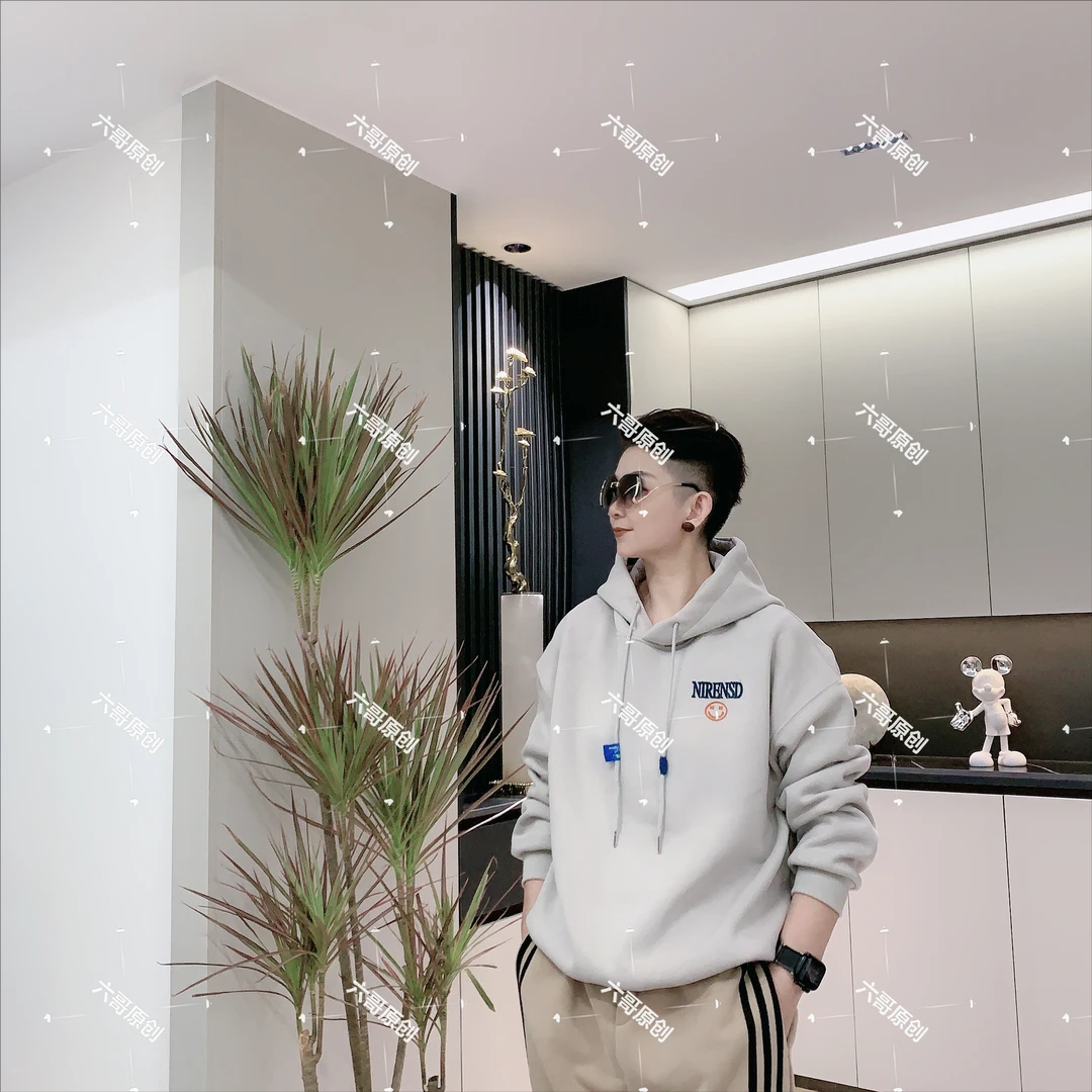 【六哥原创】秋冬设计款潮流宽松加绒连帽刺绣加厚卫衣女冬加绒加厚