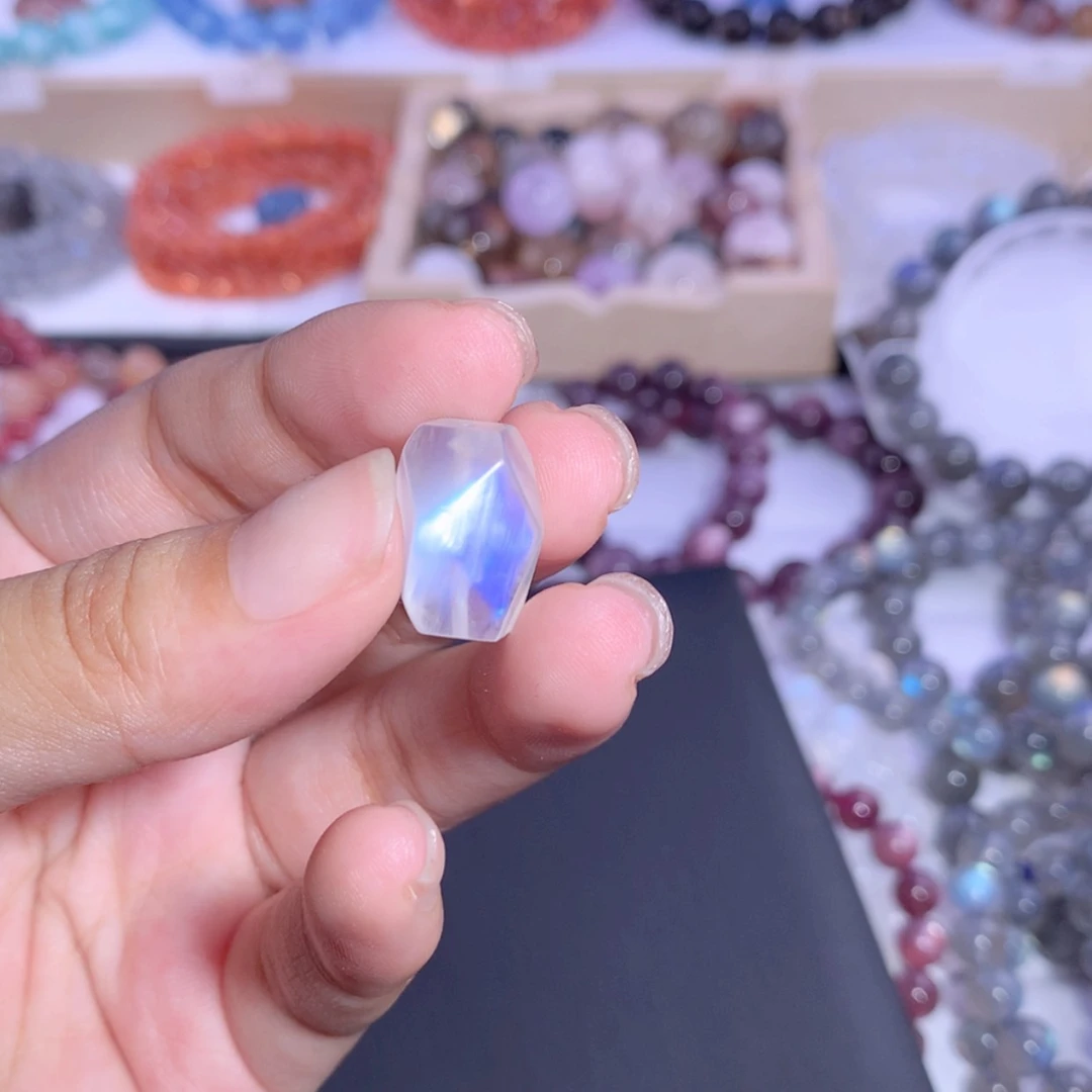 【闪购商品】长石珠宝半成品未镶嵌青**作