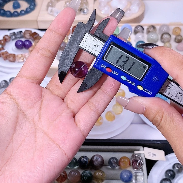 水晶珠宝半成品未镶嵌梨**?