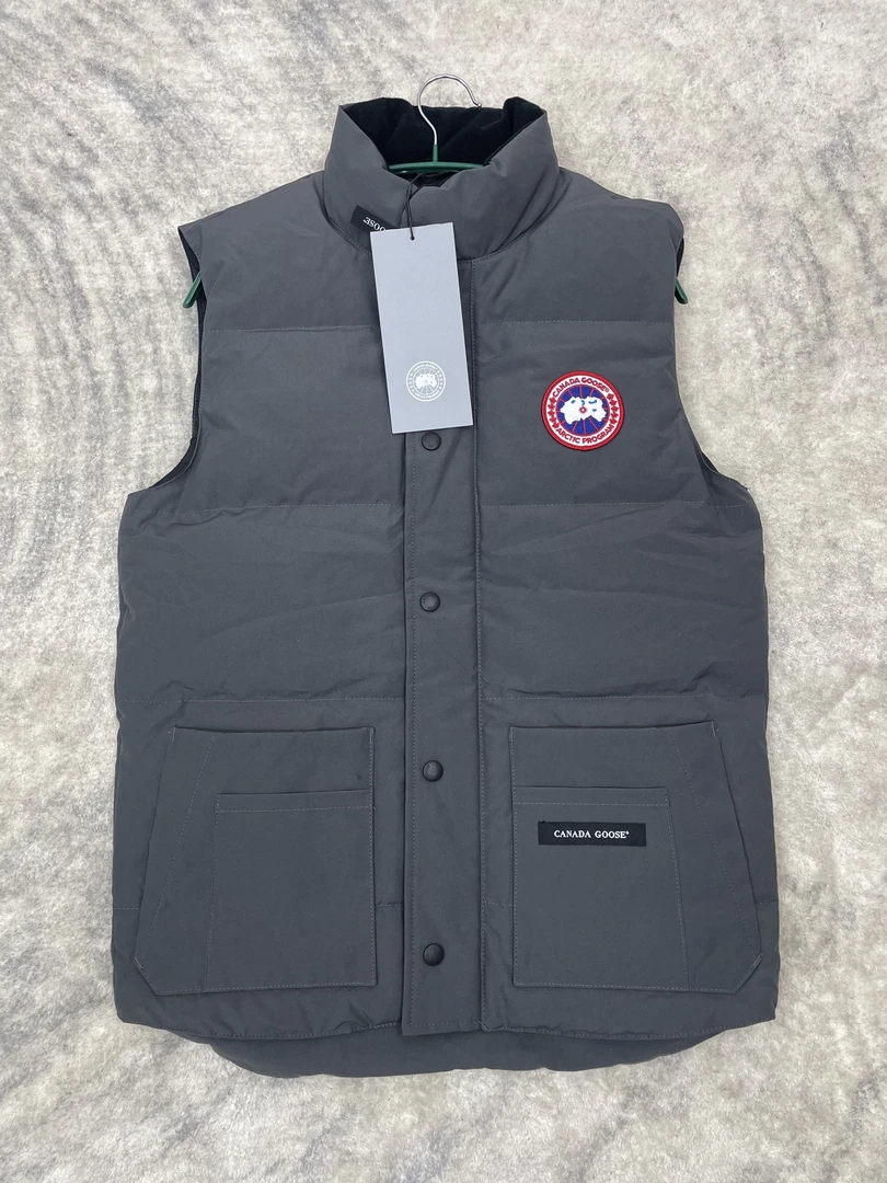 全新未使用 CANADA GOOSE XS码candagoose男款石墨灰羽绒马甲