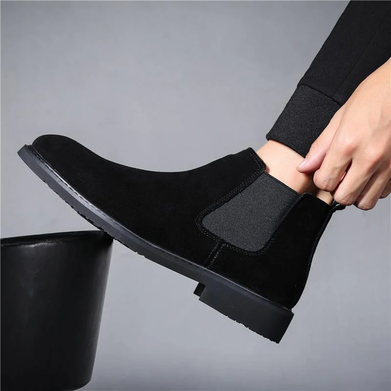 秋冬季黑色韩版马丁靴男士加绒青年高帮鞋短靴子休闲英伦切尔西靴