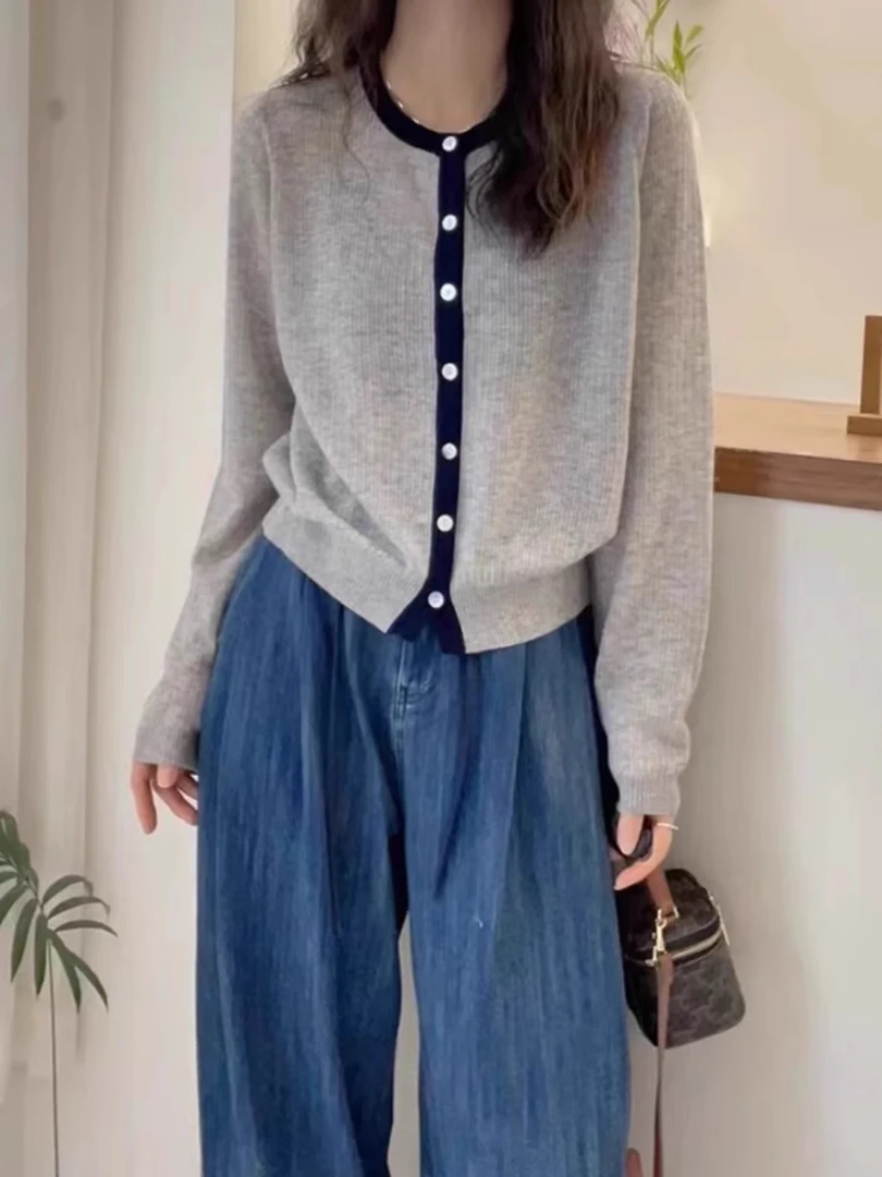 2024新款韩版圆领单排扣拼边撞色针织开衫5102