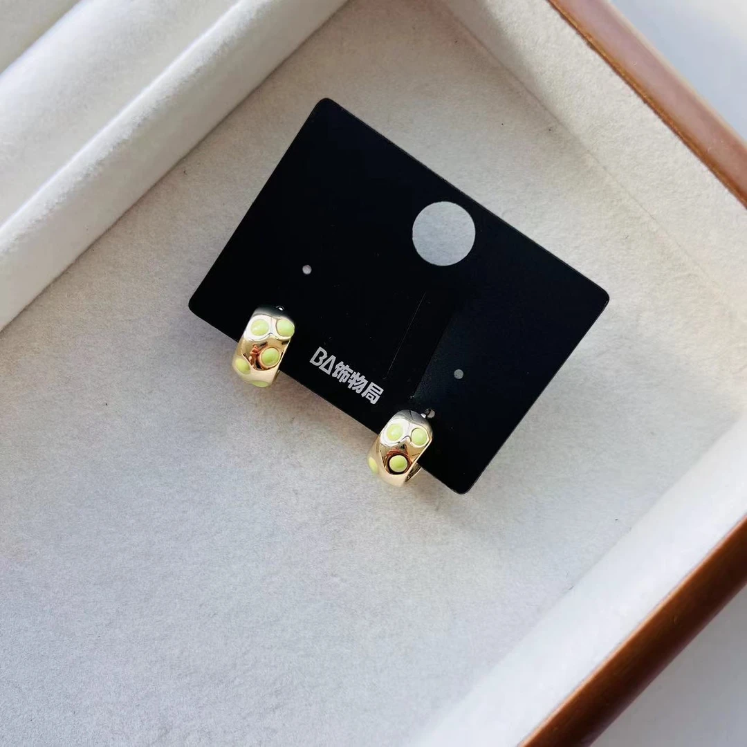 BA 铜合金耳饰 10005 时尚色彩耳圈耳钉