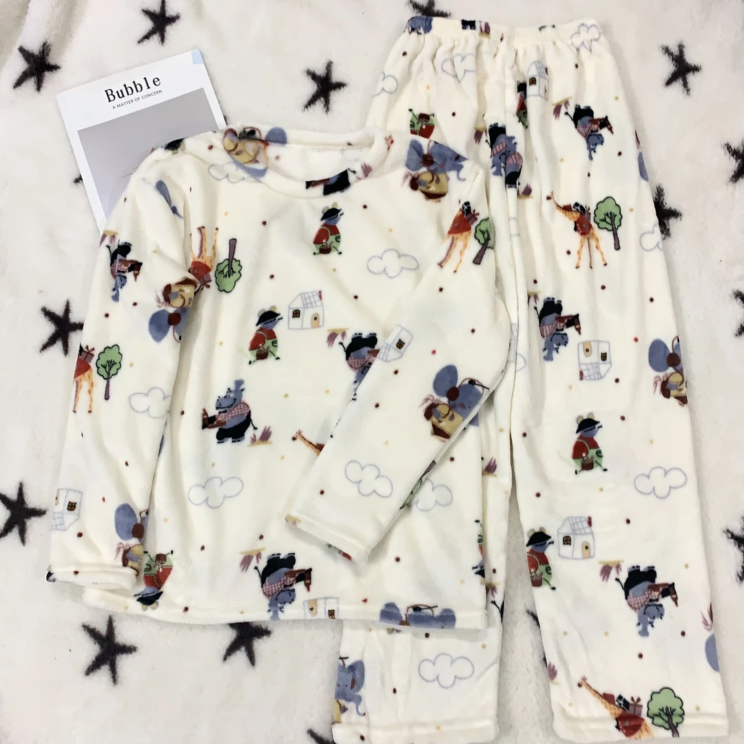 睡衣女卡通长颈鹿法兰绒网红秋冬季珊瑚绒加厚保暖休闲居家套装