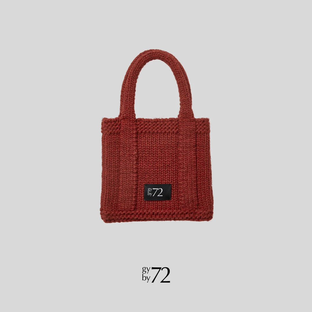 gy by 72/意大利进口面料秋冬针织时尚百搭亮闪手提包