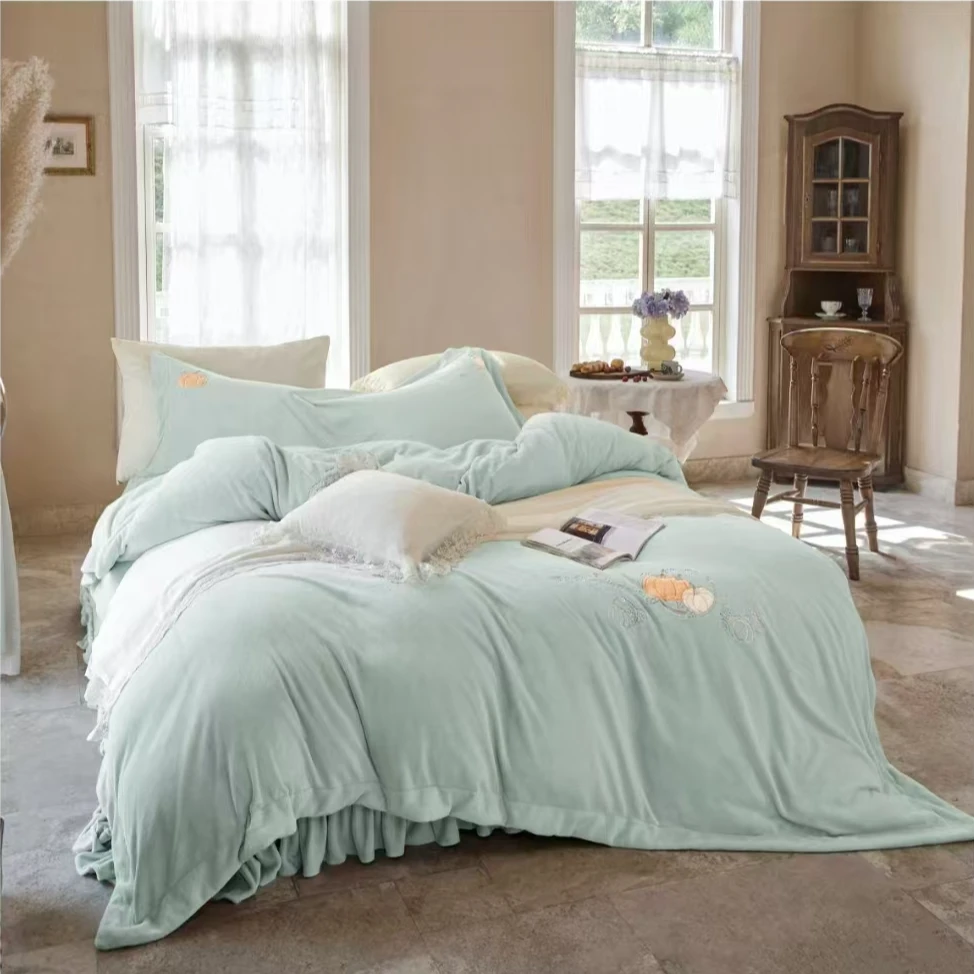 【十斤重床裙款】高端高克重加绒加厚蚕丝绒精品刺绣四件套防静电