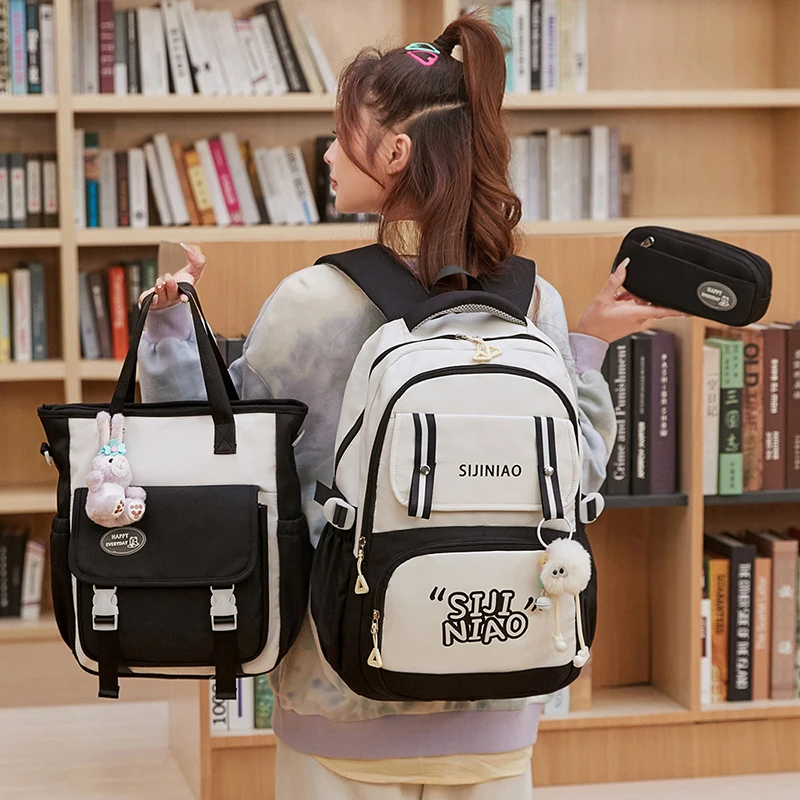 ilvr2024新款超大容量中学生书包女高中生轻便小学生双肩背包潮流