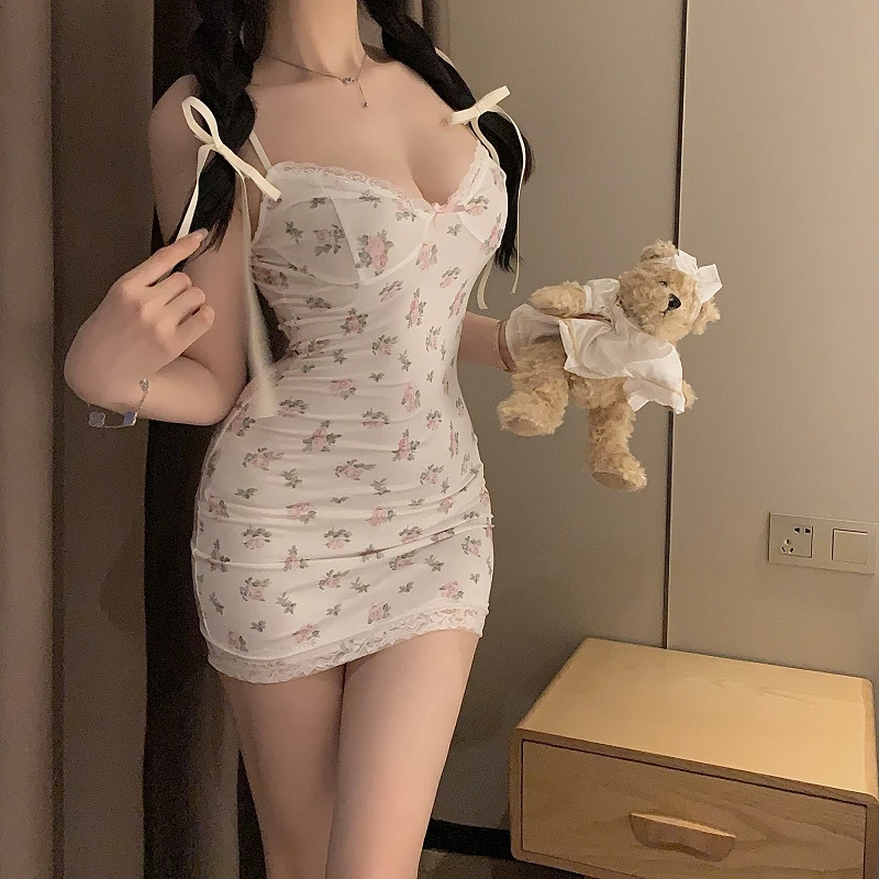 纯欲修身碎花吊带裙包臀短裙蕾丝性感睡衣大码薄款气质辣妹睡裙