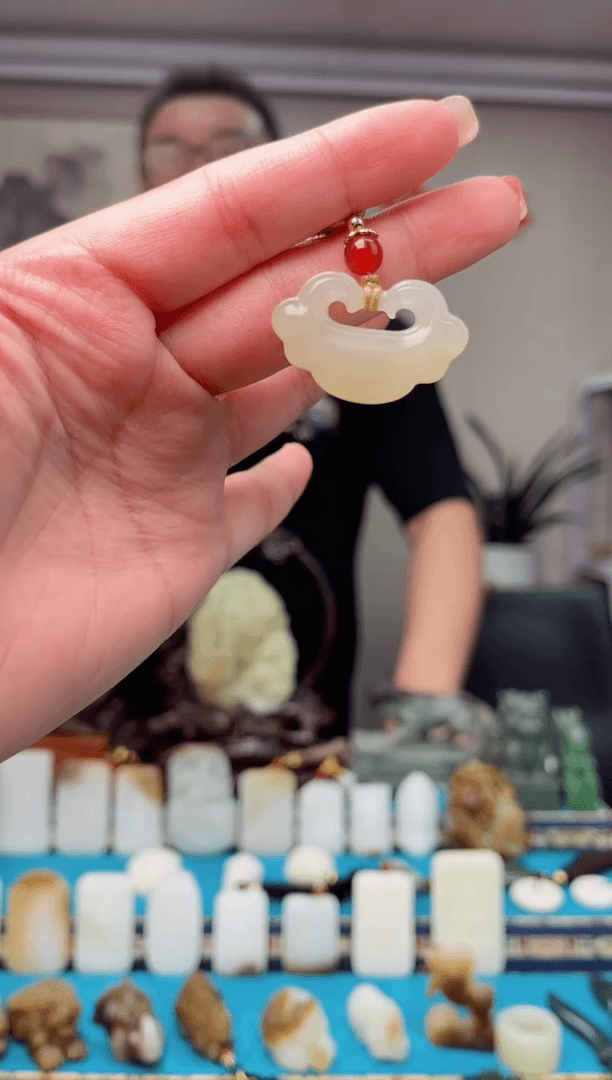 【闪购商品】和田玉颈饰未镶嵌1