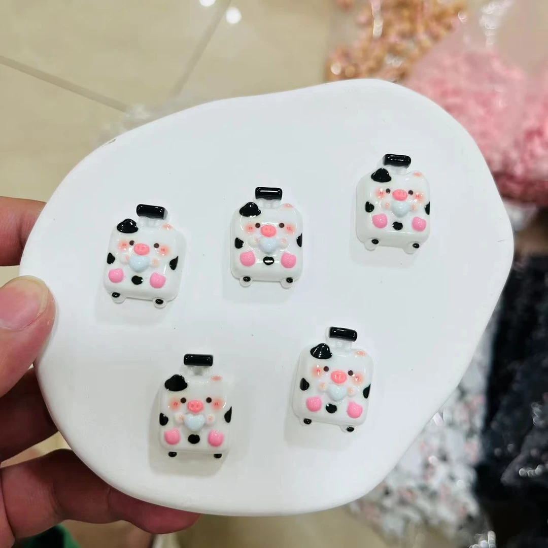 【师姐毒家定制】猪猪行李箱(亮面奶牛色)树脂手工diy饰品配件