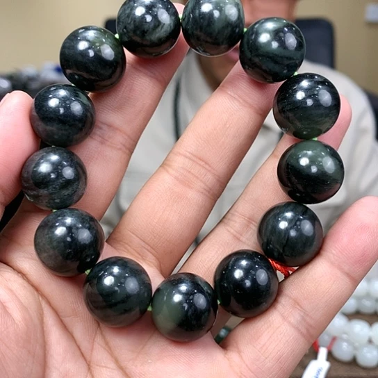 和田玉手链未镶嵌