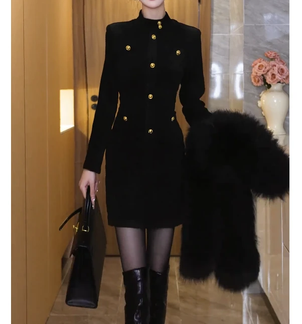 2025新款立领钉扣小香风短款显瘦百搭连衣裙