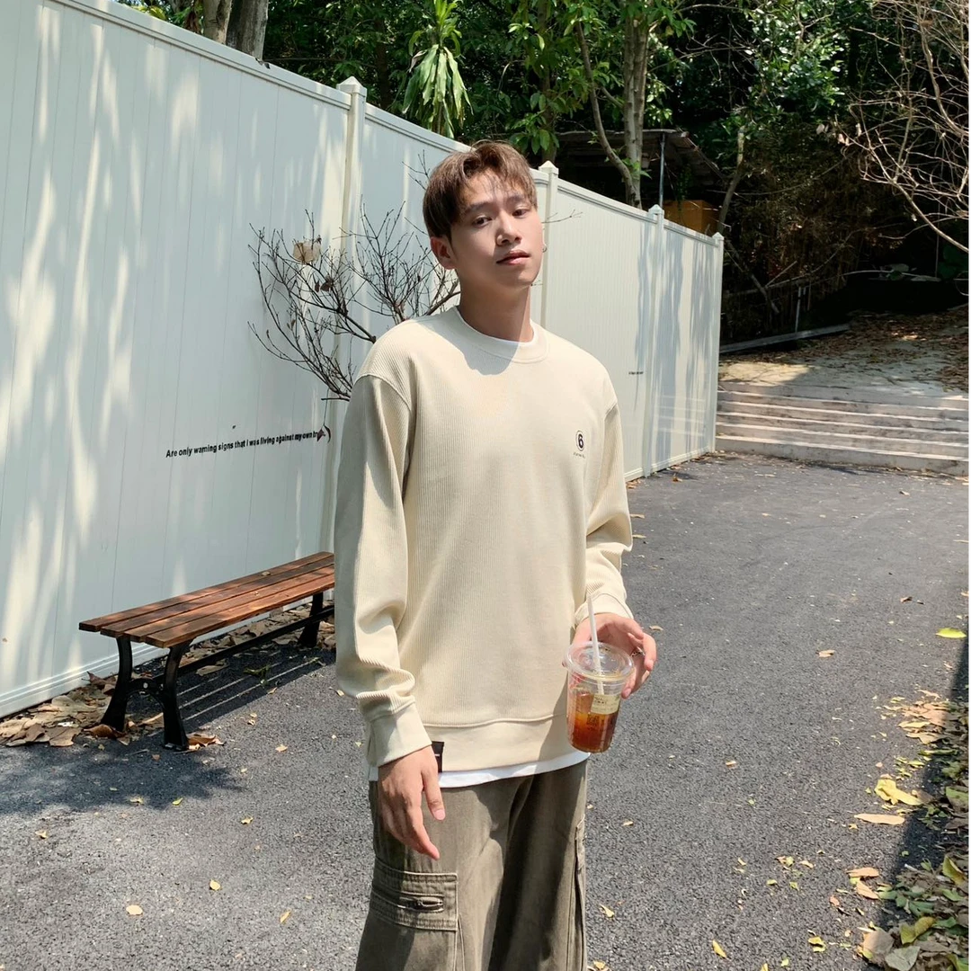 秋冬新款圆领刺绣休闲卫衣百搭时尚潮流运动外套男女同款长袖