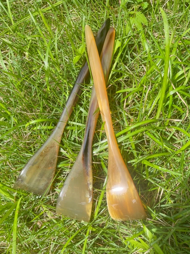 牦牛角五爪头部按摩梳五指经络刷头皮刮痧头疗专用通用按摩梳子