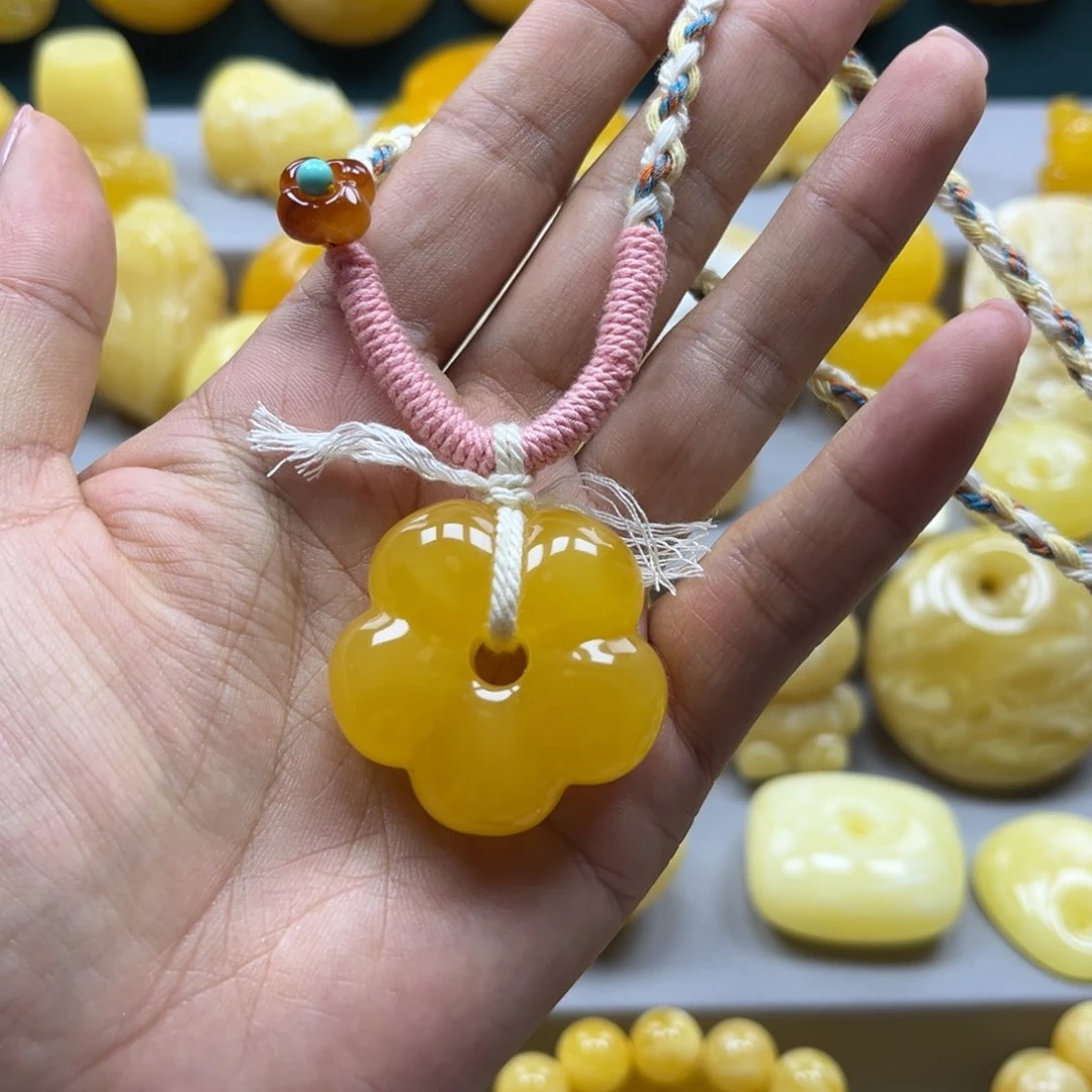 蜜蜡珠宝奇石未镶嵌