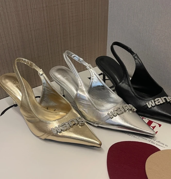 【果果家优选】美丽加分简约字母设计尖头高跟凉鞋单鞋