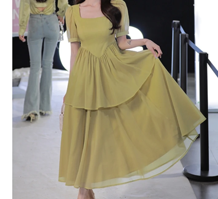 【果果家优选】复古法式方领泡泡袖气质长裙