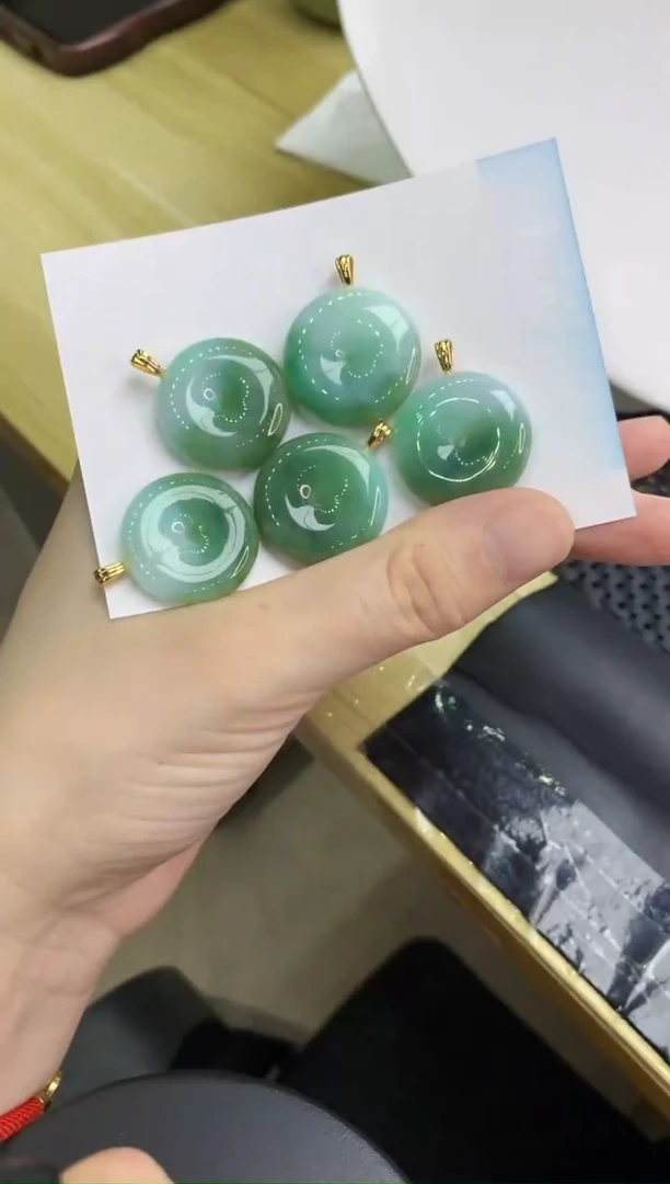 【闪购商品】翡翠颈饰未镶嵌22（多样性发 发其一）