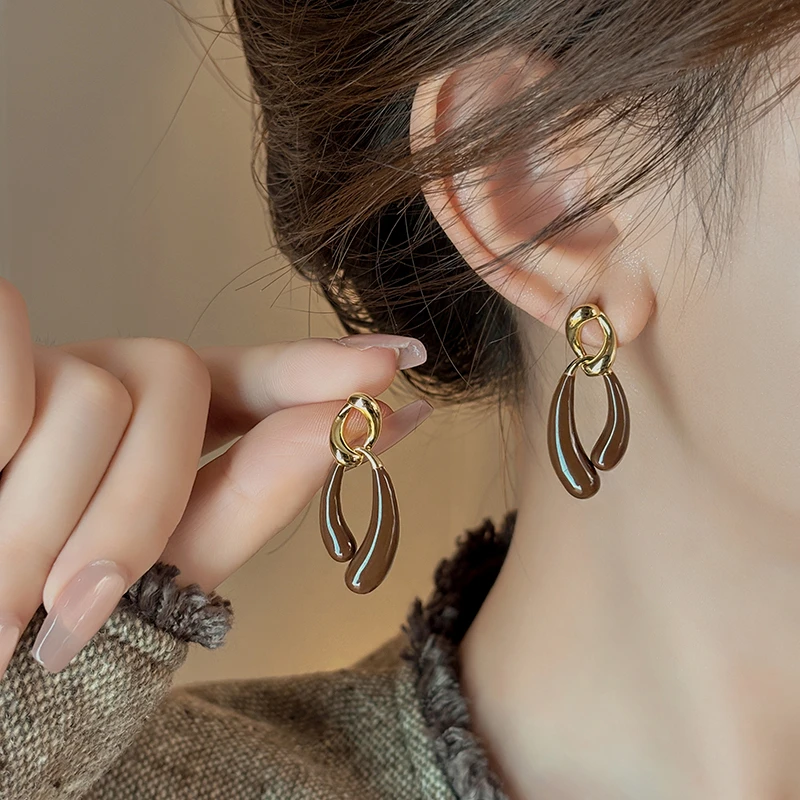 合金耳饰 小众不规则美拉德咖色滴釉耳环爆款耳钉适合秋天的耳饰