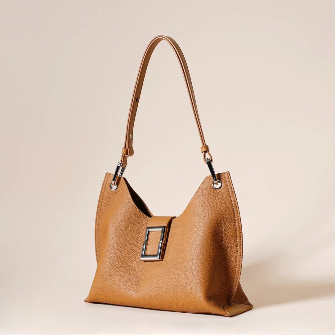 YN2023岩牛冬新款头层牛皮女士百搭单肩简约通勤斜跨肩包YN3182