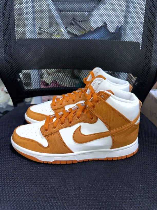 41码/dunk白橙/9新/无原盒/鞋面割伤